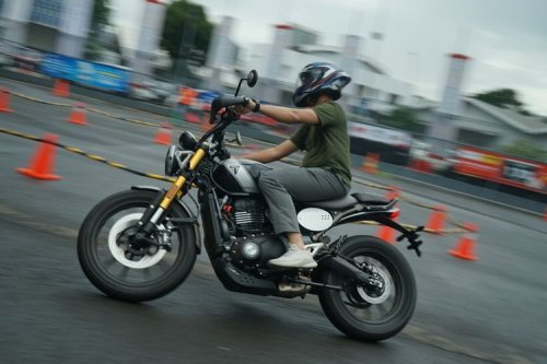 Impresi Singkat Jajal Triumph Speed 400 di IIMS 2026