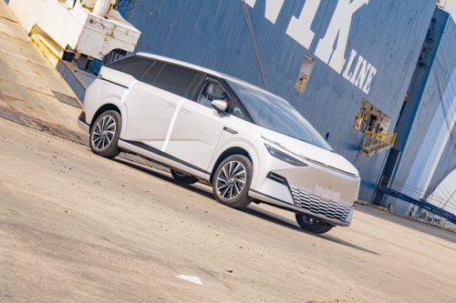 Insentif CBU Berakhir: Mobil Impor yang Wajib Segera Produksi Lokal