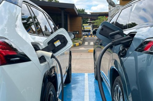 Insentif Usai, Infrastruktur Jadi Tantangan Utama Pasar Mobil Listrik