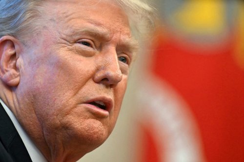 Donald Trump Beri Kelonggaran untuk Tarif Otomotif dan Komponen