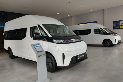 Farizon SV Tidak Mau Disebut Penantang Toyota HiAce