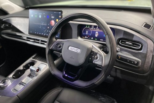 BAIC BJ30 Hybrid Siap Diproduksi Lokal