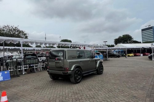 iCar V23 vs Suzuki Jimny: Duel SUV Listrik dan Bensin