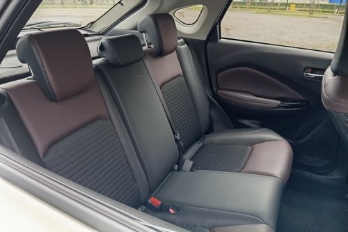 Review Lengkap Suzuki Fronx SGX: Desain, Konsumsi BBM, dan Pajak