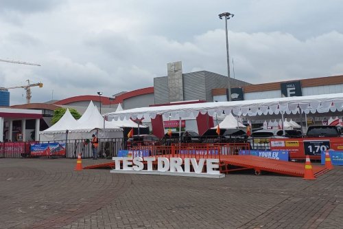 Hari Terakhir IIMS 2026, Ini Daftar Mobil Baru yang Bisa Dites