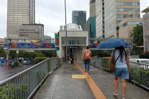 Bus Transjakarta Terdampak Hujan dan Banjir, Sejumlah Koridor Macet
