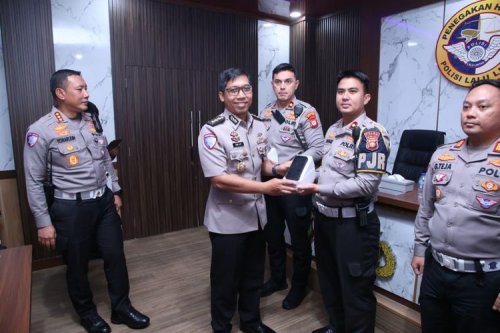 Jurus Baru ETLE Handheld: Polisi Sasar Pelanggaran Ini!