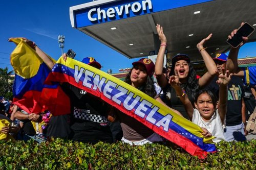 Ekspor Mobil Indonesia ke Venezuela Terancam Situasi Politik