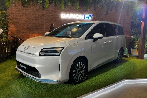 Sensasi Perdana Coba MPV Listrik Wuling Cortez Darion