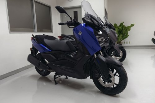 Yamaha Rilis Warna Baru XMAX, Harga mulai Rp 60 Jutaan