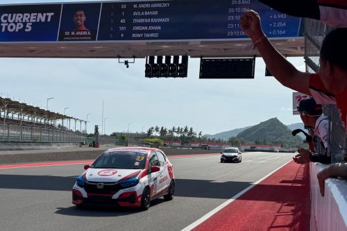 Honda Racing Indonesia Dominasi ITCR 1200 di Mandalika