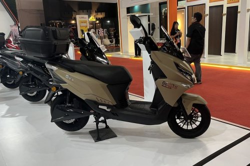 Industri Motor Listrik Indonesia Terancam PHK di 2025