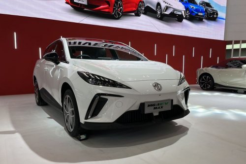 GIIAS 2025: MG 4 EV, Menapaki Jejak Mobil Listrik Inggris di Indonesia