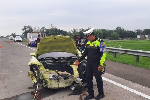 Cara Mengatasi Ban Pecah di Tol: Kenali Teknik Evasive Driving
