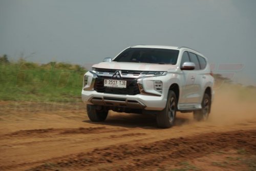 Alasan Sasis Ladder Frame Jadi Kunci Ketangguhan Mitsubishi Pajero Sport