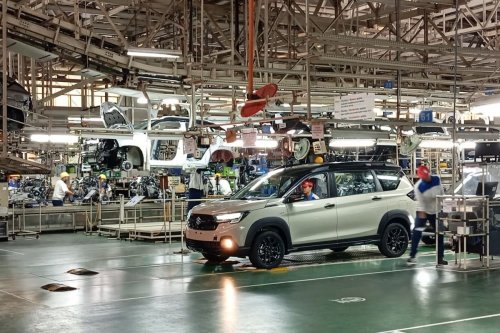 Proses Produksi Mobil Suzuki Cuma Butuh Waktu 2 Menit