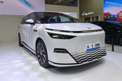 Komparasi Dimensi MPV Listrik Mewah Xpeng X9, Maxus Mifa 9 dan Denza D9