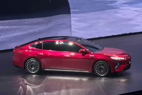 BYD Luncurkan Sedan Listrik Mewah Seal 08, Jarak Tempuh 1.000 Km