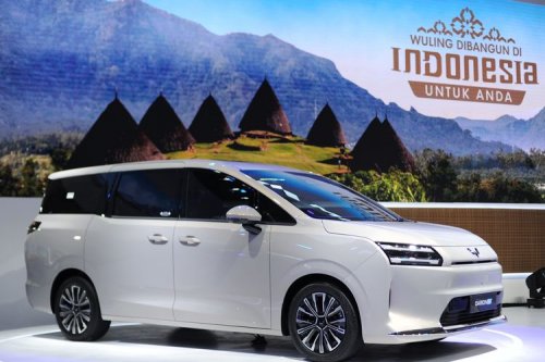 Daftar Mobil Plug-in Hybrid di IIMS 2026