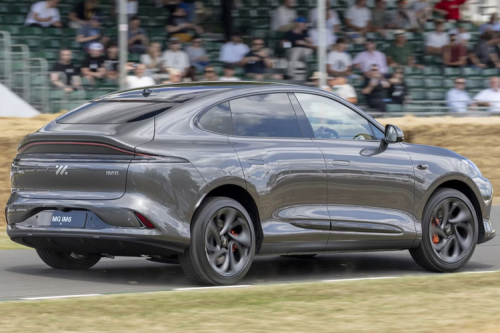 MG Meluncurkan Mobil Listrik Baru di Goodwood Festival of Speed