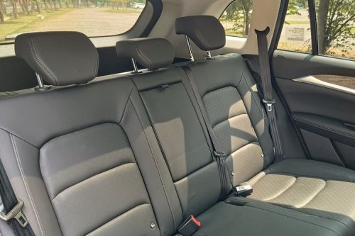 Mengungkap Fitur Mewah Polytron G3+: Mobil Listrik Terbaru