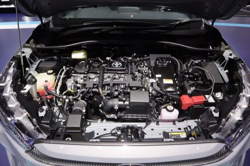 Update Harga Toyota Corolla Cross 2025: Cek Varian dan Fitur Terbaru