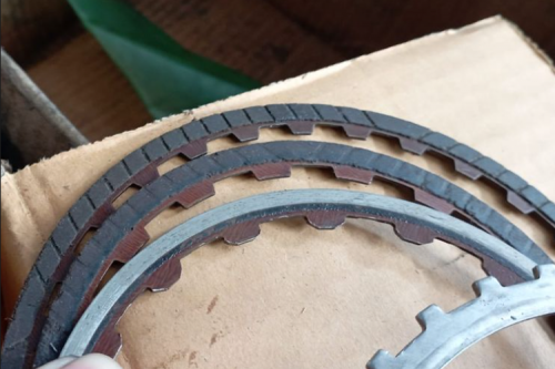 Cara Menahan Mobil Matik di Tanjakan agar Transmisi Tidak Cepat Rusak