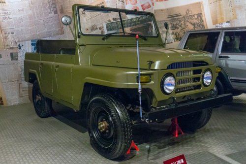 Desain iCar V23, Terinspirasi Jip Militer China