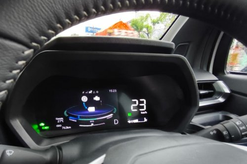 Baterai Veloz Hybrid, PKB Atas Nama Orang Lain