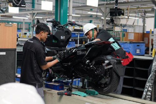 Proyek Motor Nasional: Basis Riset &amp; Produksi di Indonesia