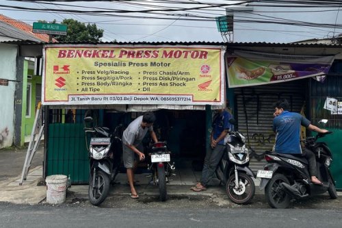 Musim Hujan Bikin Pelek Motor Rawan Penyok, Ini Penyebab Utamanya