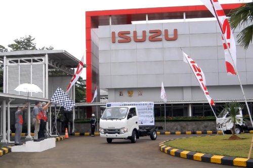 Isuzu Nilai Penurunan Suku Bunga BI Bisa Dongkrak Kinerja 2025