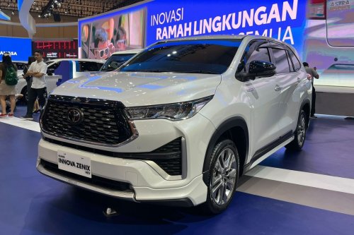 Toyota Raih 4.250 SPK Selama 8 Hari GIIAS 2025, Innova Zenix Terlaris
