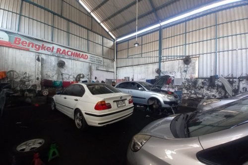 Kenapa Servis di Bengkel Spesialis Kaki-Kaki Lebih Murah Dibanding Bengkel Resmi?