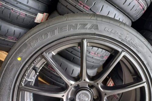 Inovasi Ban Bridgestone dari Sirkuit ke Jalan Raya