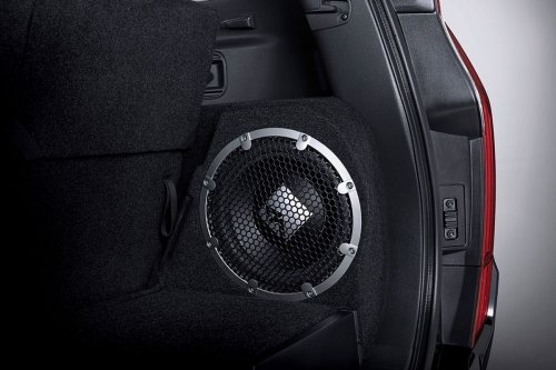 Jangan Asal Upgrade, Ini Penyebab Speaker Bawaan Mobil Cepat Rusak