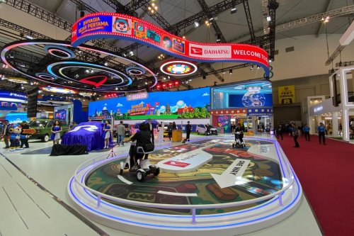 Daihatsu Ajak Masyarakat Rasakan Bahagia Sejak Pertama di GIIAS 2025