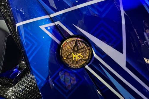 King CustoMAXI 2025, Yamaha XMAX Hedon dengan Emblem Emas 18 Karat