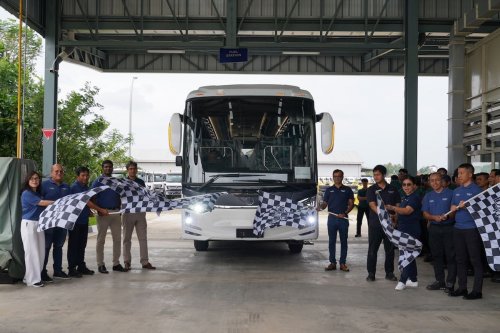 Bus Mercedes-Benz OH 1626 L Rakitan Cikarang Ekspor ke Thailand