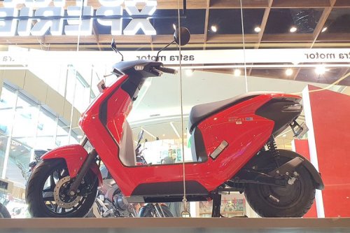 Diskon Motor Listrik Juni 2025 Tembus Rp 11 Juta