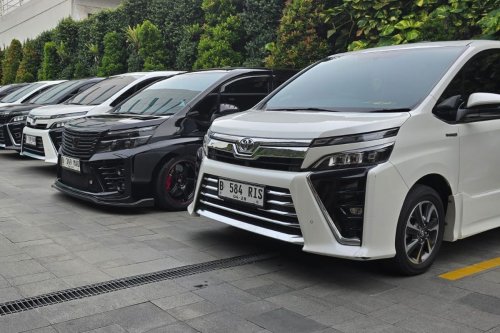 Cek Harga Toyota Voxy Bekas, mulai Rp 300 Jutaan