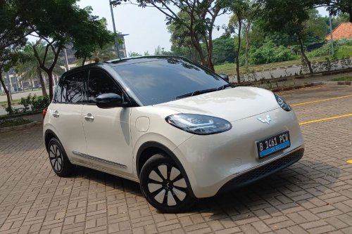 Harga Mobil Listrik Bekas Terjun Bebas, Siapa yang Paling Dirugikan?