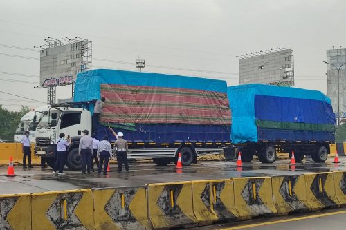 Tindak Tegas Pungli, Korlantas Kawal Penertiban Truk ODOL
