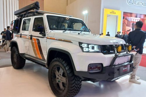 Referensi Modifikasi BAIC BJ30 Hybrid dan BJ40 Plus di GJAW 2025