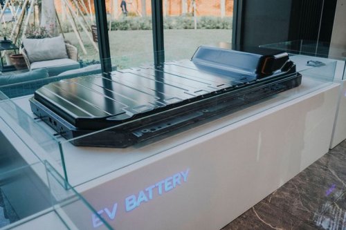 Industri Otomotif dan Kontroversi Pertambangan Nikel di Raja Ampat