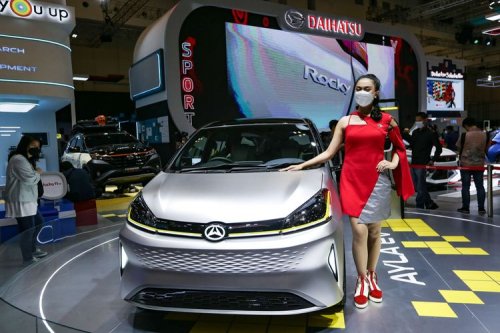 Daihatsu Ayla EV dan Perbedaan Performa BBM RON 92