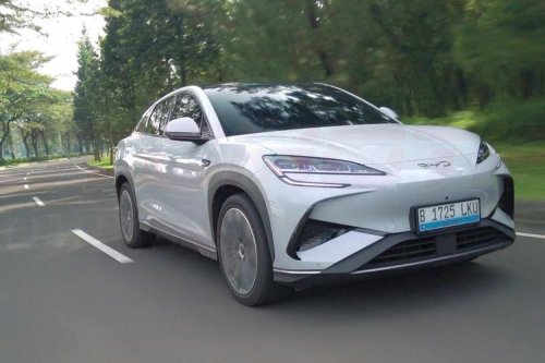 Perbandingan BYD Sealion 7 dan Hyptec HT Premium, SUV Listrik Terbaru