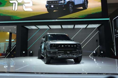 Siapa Kompetitor Jetour T2 di Segmen SUV Boxy?
