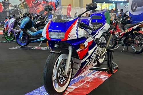 Honda NSR250R MC28: Legenda Motor 2 Tak Hadir di IMOS 2025
