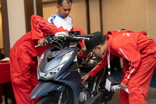 Cara Pertamina Lubricants Cetak SDM Unggul dari Bangku SMK